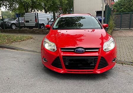 Ford Focus Turnier Titanium 1.6