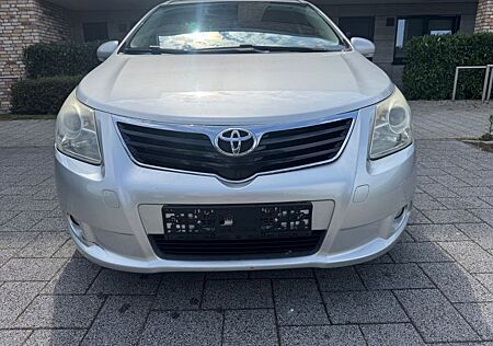 Toyota Avensis Kombi Sol