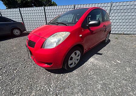 Toyota Yaris Cool 1.3