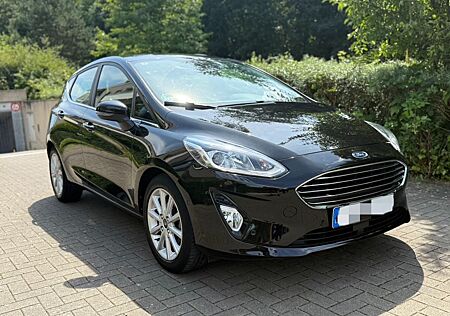 Ford Fiesta Titanium/Automatik/TÜV/4 Tür