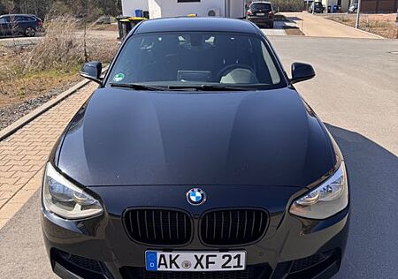 BMW 118d Coupé Lim. Ed. Lifestyle M Sportp. Limi...