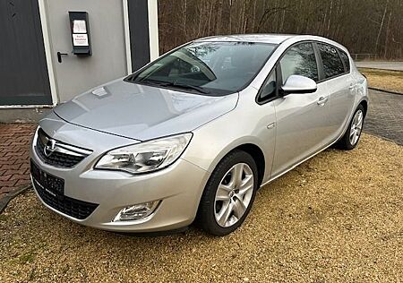 Opel Astra J 1.4 Turbo Design Edition AHK*LHZ*SHZ*WKR