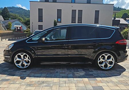 Ford S-Max 2,0 EcoBoost 149kW Titanium S PowerShi...