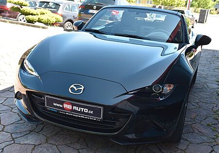 Mazda MX-5 1.5 SKYACTIV-G 131 1. Hand