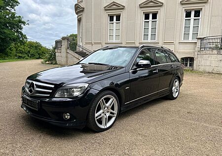 Mercedes-Benz C 320 CDI T AMG-Paket Bi-Xenon/Navi