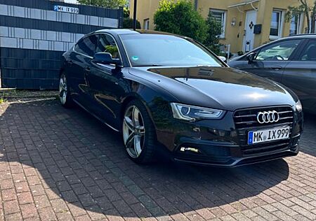 Audi A5 3.0 TDI 2xS-line Blackline 19Zoll Sportback