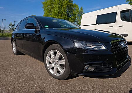 Audi A4 3.0 TDI (DPF) S tr. quat. Ambiente Avant ...