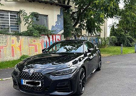 BMW M440i xDrive Coupé Vollausstattung / 2J Garantie