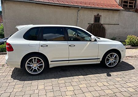 Porsche Cayenne GTS Design Edition 3 ...