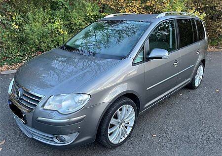 VW Touran Volkswagen 1.9 TDI DPF Highline