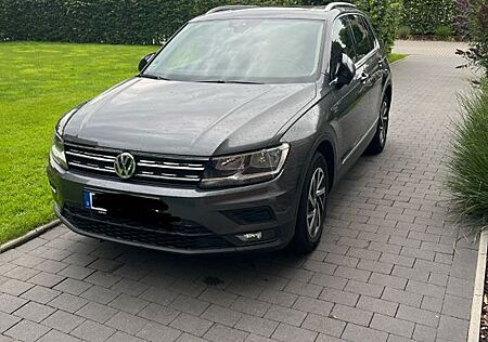 VW Tiguan Volkswagen 1.4 TSI ACT BMT SOUND SOUND