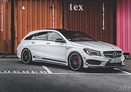 Mercedes-Benz CLA 45 AMG Shooting Brake CLA 45 AMG SPEEDSH...