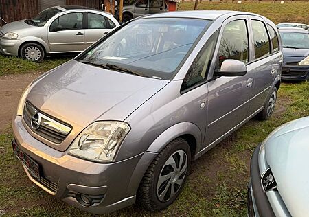Opel Meriva TÜV NEU