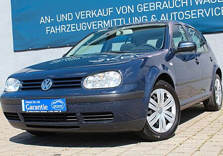 VW Golf Volkswagen 1.6 GenerationNAVI KLIMA SHZG S-DACH