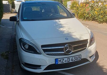 Mercedes-Benz B 180 CDI BlueEFFICIENCY Edition Edition