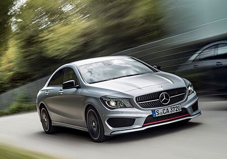 Mercedes-Benz CLA 220 d 4MATIC DCT AMG Line