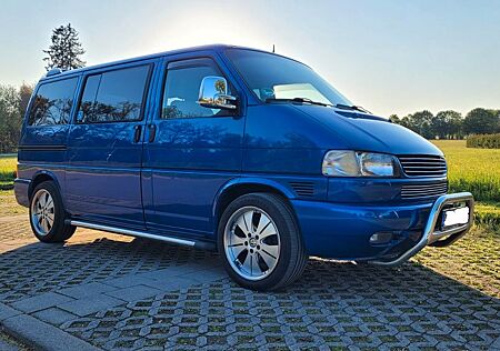 VW T4 Multivan Volkswagen 2,5L TDI (142000km) WoMo- Zulassung