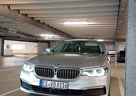 BMW 530i A -