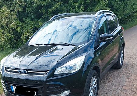 Ford Kuga 2.0 TDCi | 150 PS | TÜV neu