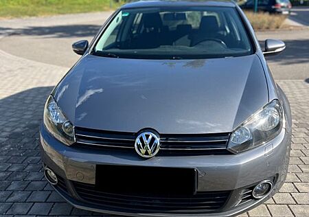 VW Golf Volkswagen VI /6 1.4 Trendline Grau 4 Türer