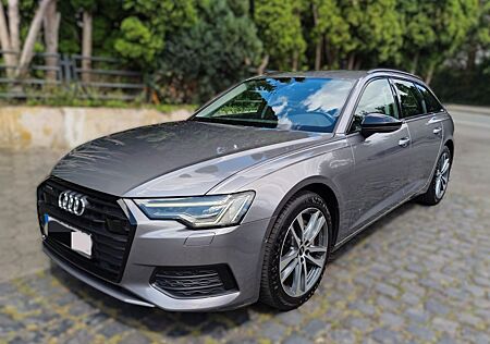 Audi A6 45 TDI quattro S tronic Avant design MATRIX