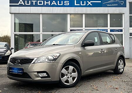 Kia Cee'd Ceed Lim. 1.4 Vision*5T*1.HAND*KLIMA*PDC*TÜV NEU