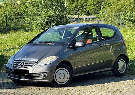 Mercedes-Benz A 160 BlueEFFICIENCY Avantgarde Tüv Neu