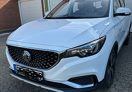 MG ZS EV Luxury mit Garantie