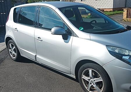 Renault Scenic Dynamique 2.0 16V 140 CVT Dynamique