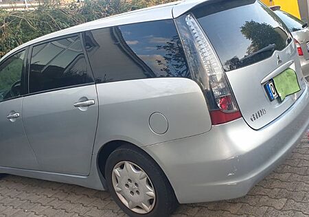 Mitsubishi Grandis 2.0 Intense 7-Sitzer Intense