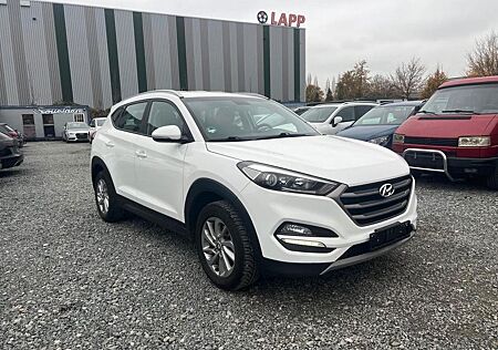 Hyundai Tucson blue Style 2WD