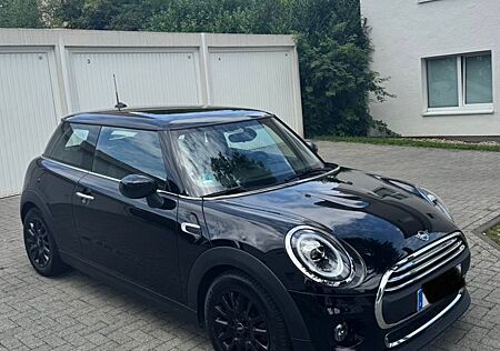 Mini ONE EZ 04/2020, HU 07/2027, Aut., Sonderausst.