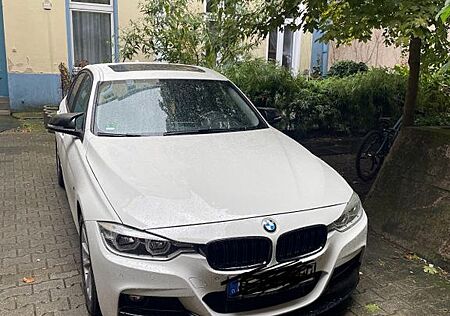 BMW 320i xDrive Automatic -