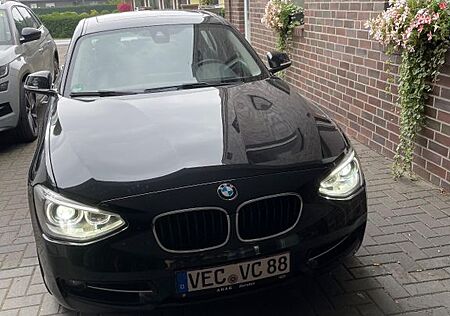 BMW 116d Sport Line Sport Line