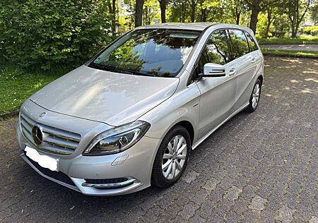Mercedes-Benz B 180 CDI BlueEFFICIENCY - Top gepflegt