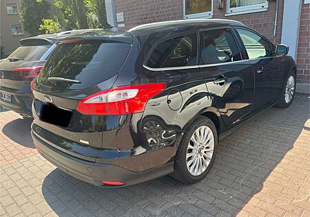 Ford Focus 1,0 EcoBoost 92kW SYNC Edition Turnier...