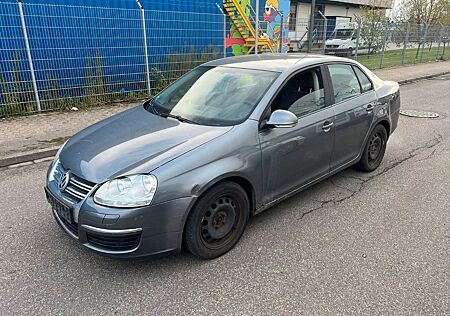 VW Jetta Volkswagen V Trendline