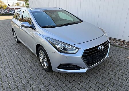 Hyundai i40 cw blue*1.7CRDI*141PS*Euro6*AHK*LED*