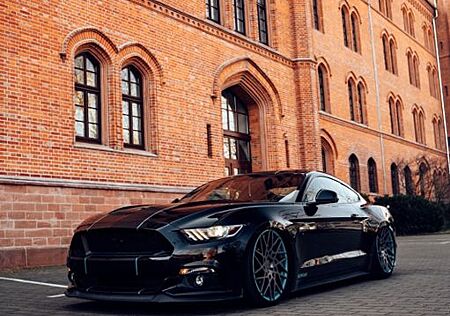Ford Mustang 5.0 | EU-Modell Unfallfrei
