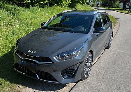 Kia Cee'd Sportswagon 1.5 T-GDI DCT Platinum Spo...