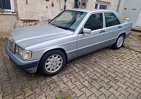 Mercedes-Benz 190