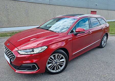 Ford Mondeo 2,0 Hybrid Vignale Panorama