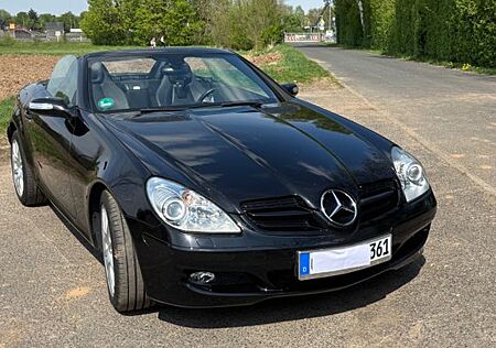 Mercedes-Benz SLK 280 -