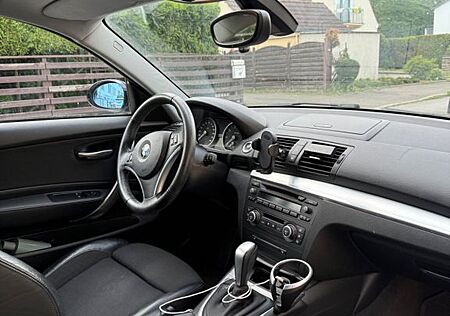 BMW 118i - Automatik / Sportsitze