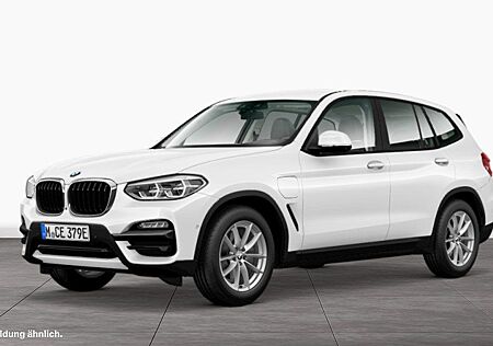 BMW X3 xDrive30e AHK LiveCockpitProf Head-Up Kamera