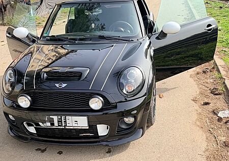 Mini John Cooper Works Cabrio John Cooper Works