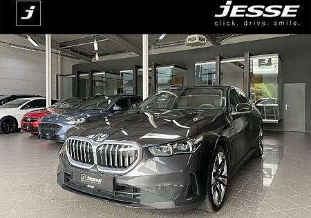 BMW 550 e xDrive LED Pano Live Cockpit Prof. ACC H&K