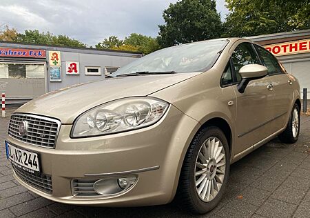 Fiat Linea Turbo sehr gutem zustand viele Extras
