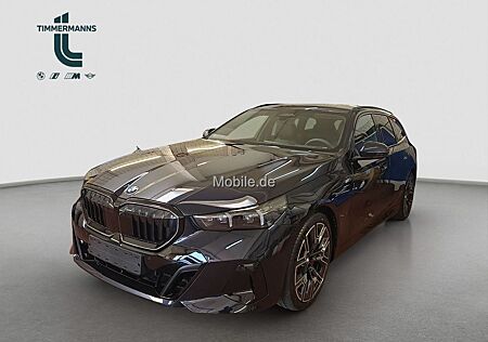 BMW 520d Tour. M Sport AHK DrivAsPr ParkAsPl H&K InP