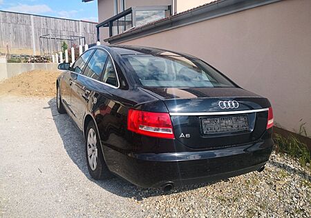 Audi A6 3.2 FSI quattro -